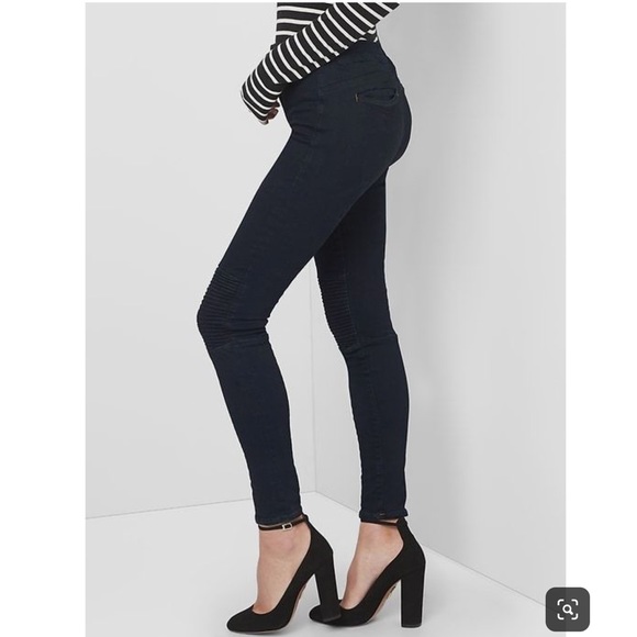GAP Denim - Super Cute GAP Sculpt True Skinny Moto Jeans💕